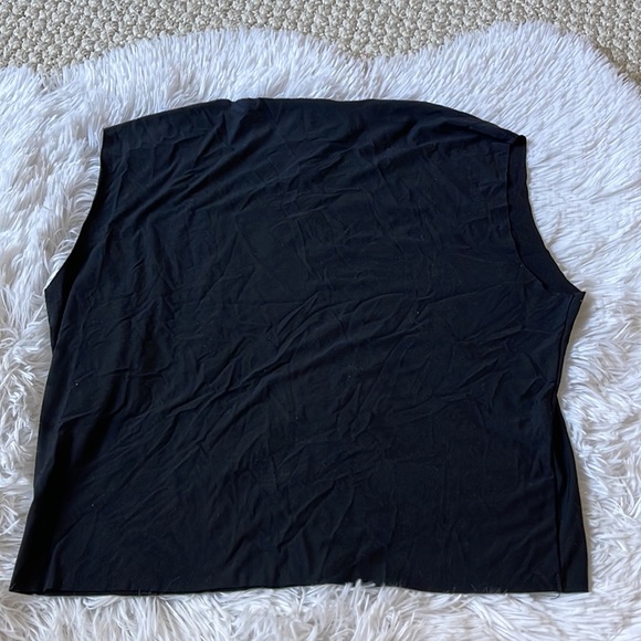 Commando Butter Cropped Muscle Tee - Picture 5 of 5